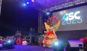 Salah Satu Peserta GSC 2025 Menampilkan Hasil Karya Daur Ulang.